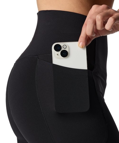 UA�o�j�b�V�� �G���[�g ���M���X�i�g���[�j���O/WOMEN�j