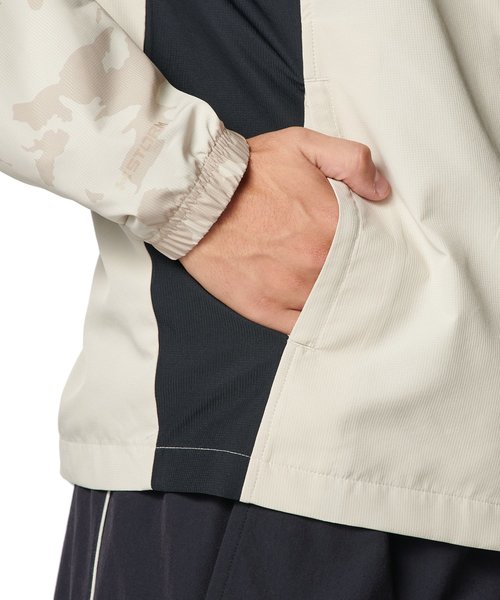 UA���b�V�� ���C�i�[ �m�x���e�B �W���P�b�g�i���C�t�X�^�C��/MEN�j