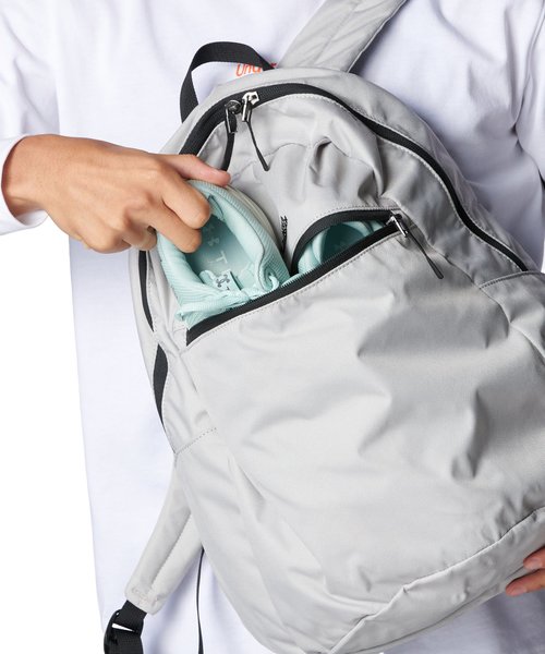 UA���C�g�f�[ �o�b�N�p�b�N�i���C�t�X�^�C��/UNISEX�j