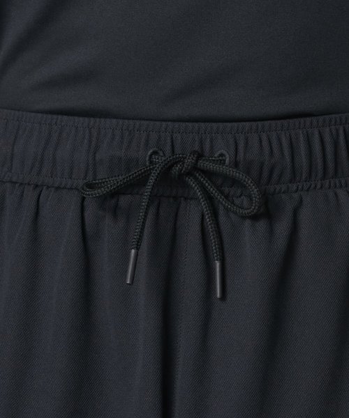 UA�X�g���[�g�N�G�X�g ���b�V���V���[�c�i�o�X�P�b�g�{�[��/MEN�j