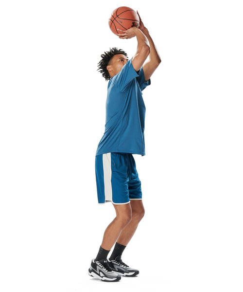 UA�X�g���[�g�N�G�X�g ���b�V���V���[�c�i�o�X�P�b�g�{�[��/MEN�j