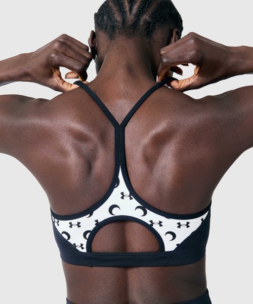 UA �~ MS���[�T�[ �u���i�g���[�j���O/WOMEN�j