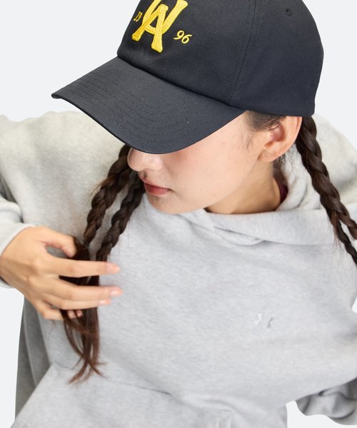 UA�G�b�Z���V���� �O���t�B�b�N �A�W���X�^�u�� �L���b�v�i���C�t�X�^�C��/UNISEX�j