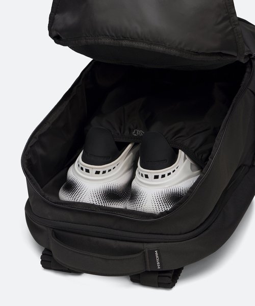 UA�m�[�E�F�C �`�[�� �o�b�N�p�b�N�i�g���[�j���O/UNISEX�j