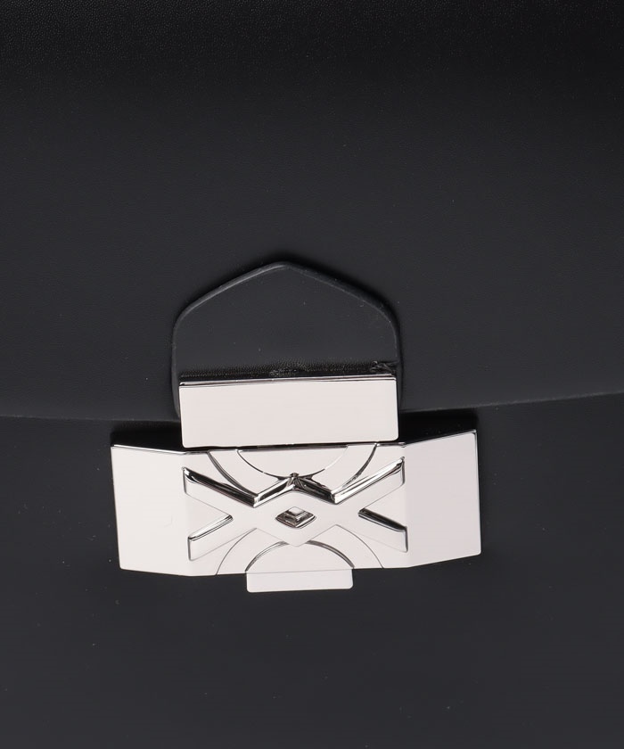 メタルロゴフェイクレザースモールショルダーバッグ(レディース  