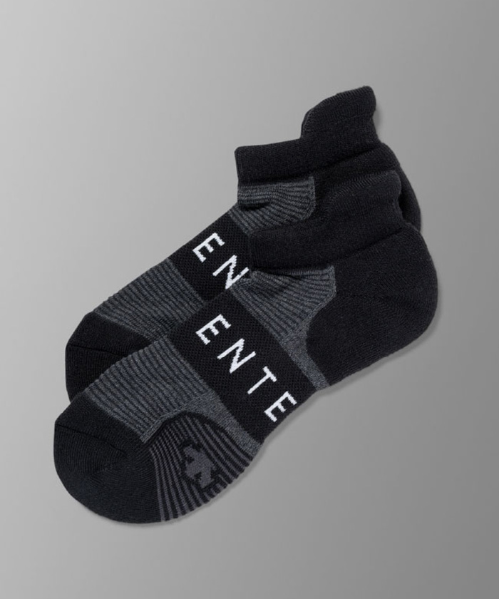 ロゴジャカードアンクル丈ソックス デサント公式通販 デサントストア Descente Store
