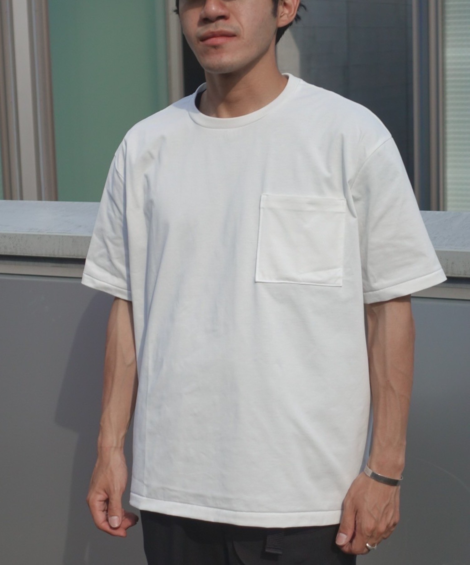 【直営店限定】オーバーサイズTシャツ / OVERSIZED T－SHIRT