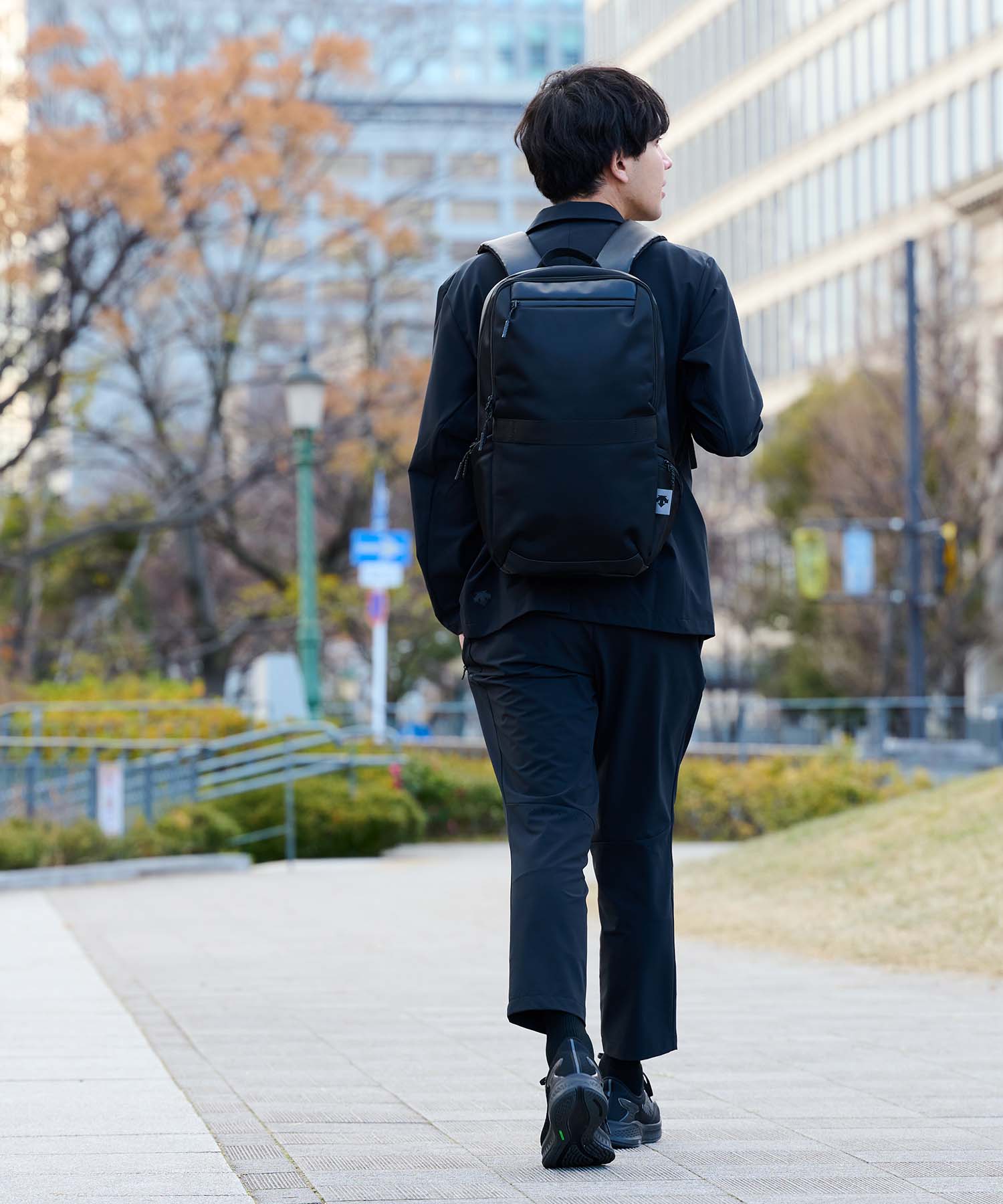 エアロストリームバックパック　容量約18L