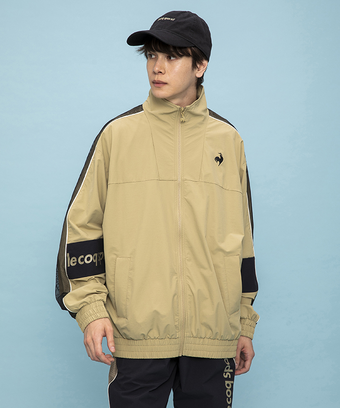 【最終価格】新品DESCENTE　ブルゾンパーカ　薄手ジャケット　バックメッシュ