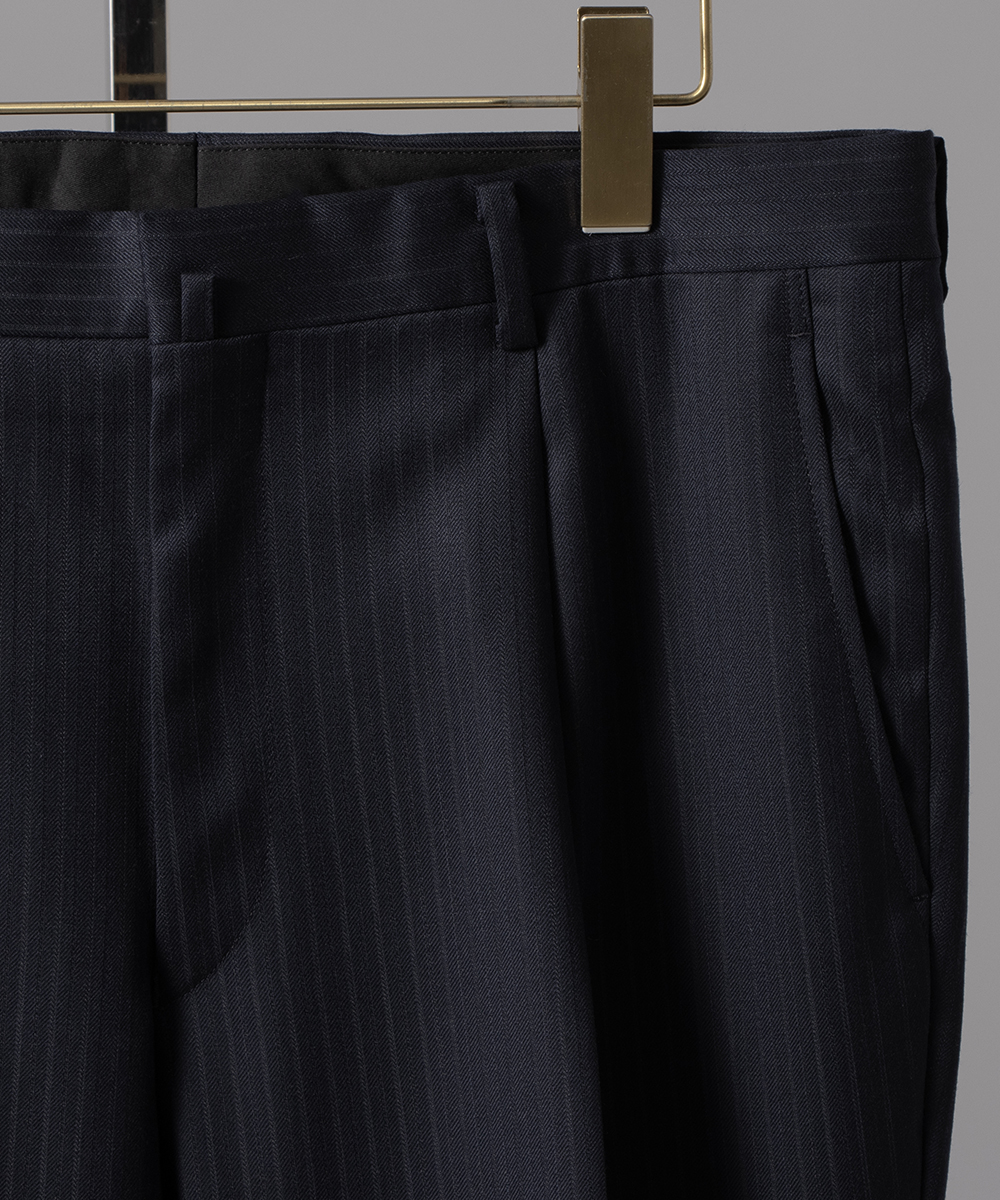 美品✨Regent House AB7 XL スーツ 総裏ネイビーストライプ ネイビーカラードストライプスーツ（スーツ）｜D'URBAN