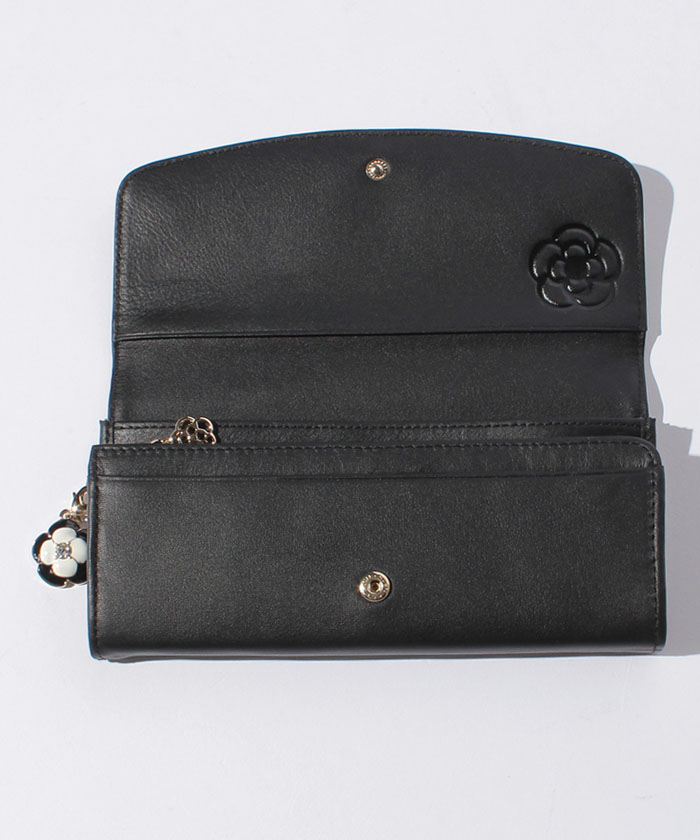 レディースファッション 財布、帽子、ファッション小物 ワッフル フラップ長財布 | クレイサス(CLATHAS) | バッグ、財布なら 