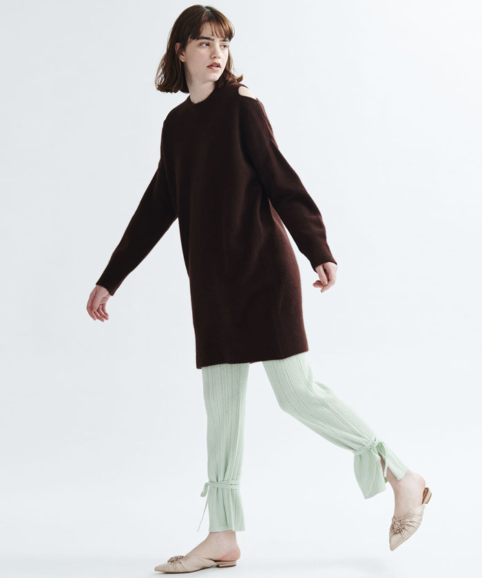 オープンショルダーニットワンピース