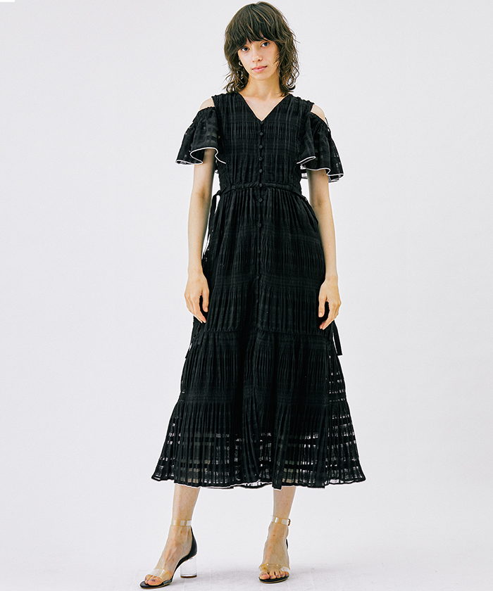 シャドーチェックオープンショルダーワンピース