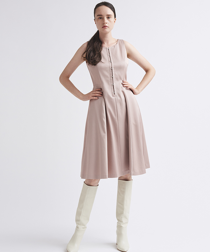 サテンノースリーブワンピース