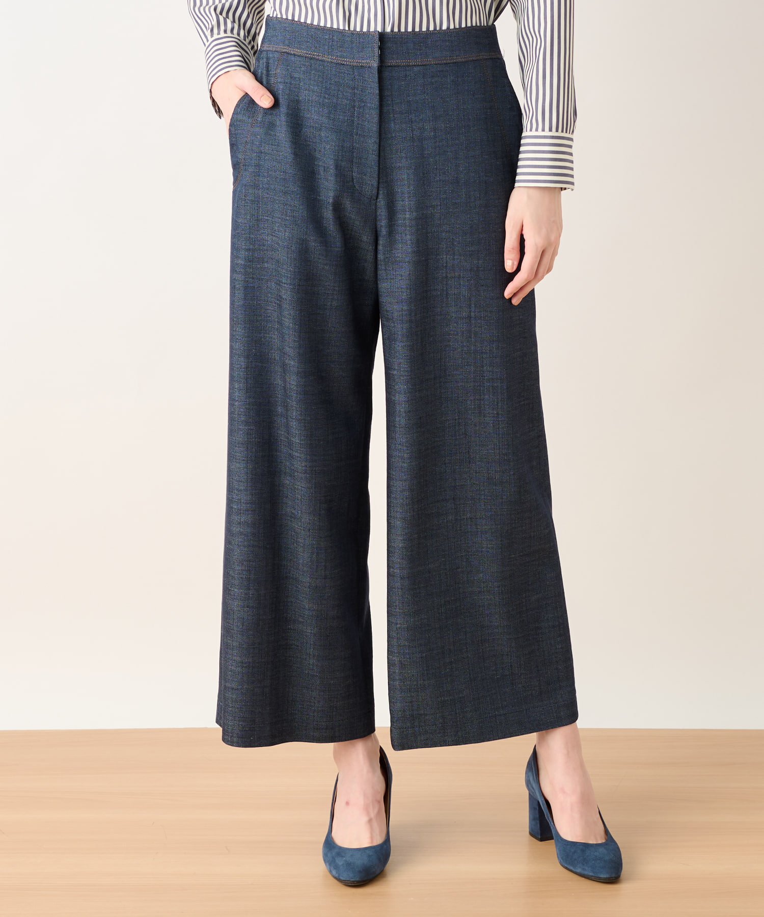 ワイドクロップドパンツ -｜Leilian（レリアン）｜Leilian Co.,LTD  