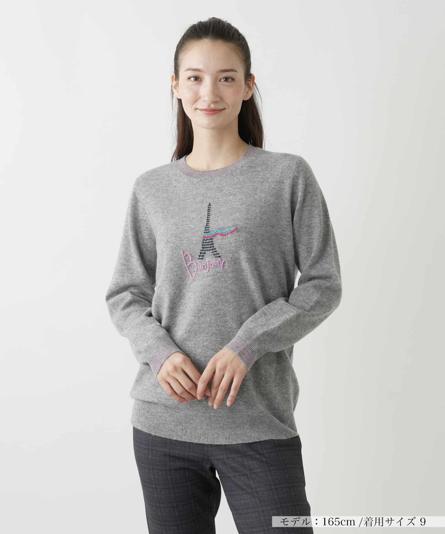 刺繍入りカシミヤクルーネックニット【Leilian WHITE LABEL 