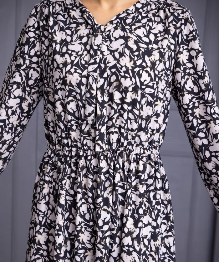 美品＊レリアン 花柄プリントチュニックワンピース 13号 大きいサイズ 8分袖 麻綿タックデザイン花柄プリントチュニック - ベルーナ【公式】