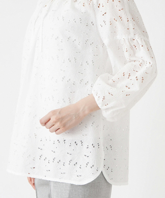 カットワーク刺繍ブラウス【Leilian WHITE LABEL】 -｜Leilian