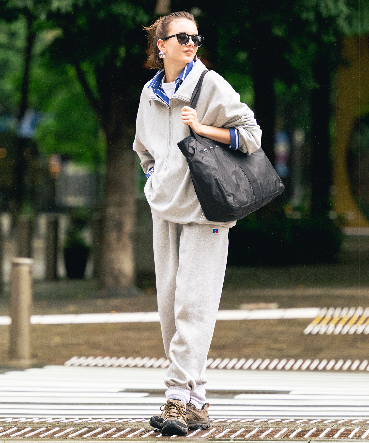 GYM TOTE BAGブラック C（トートバッグ）｜LeSportsac