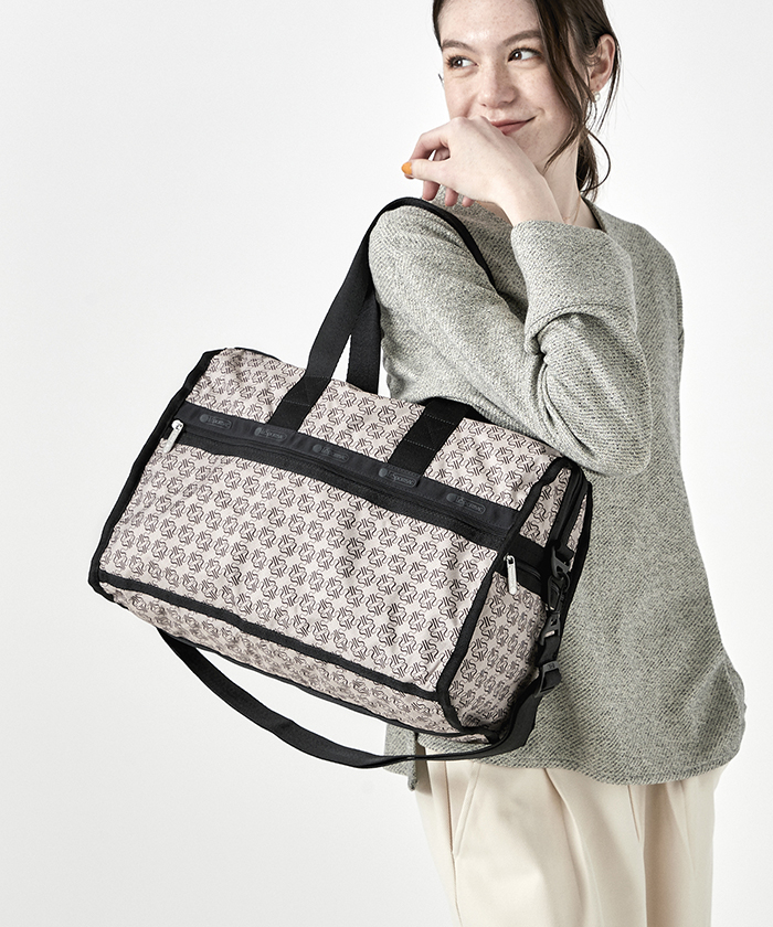 DELUXE MED WEEKENDERトープモノグラム（ボストンバッグ）｜LeSportsac ...