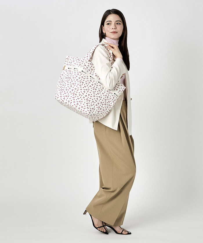 レスポートサック 神崎恵コラボ MAXI TOTE BAGチェリーレッドキルト-