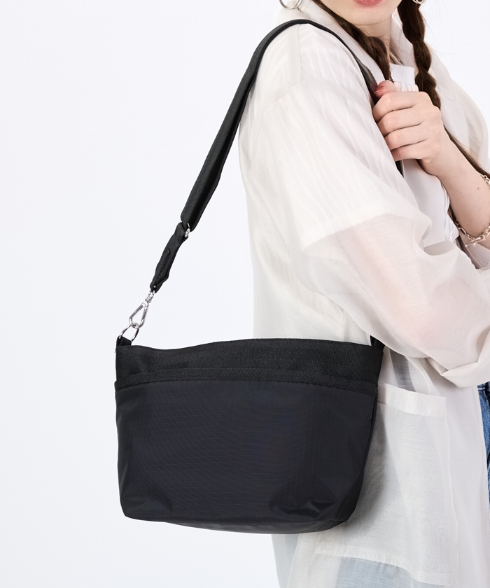  ◆ベルテッド スモール ショルダーバッグBlack 公式アウトレット】MERCER トップジップ ベルテッド サッチェル