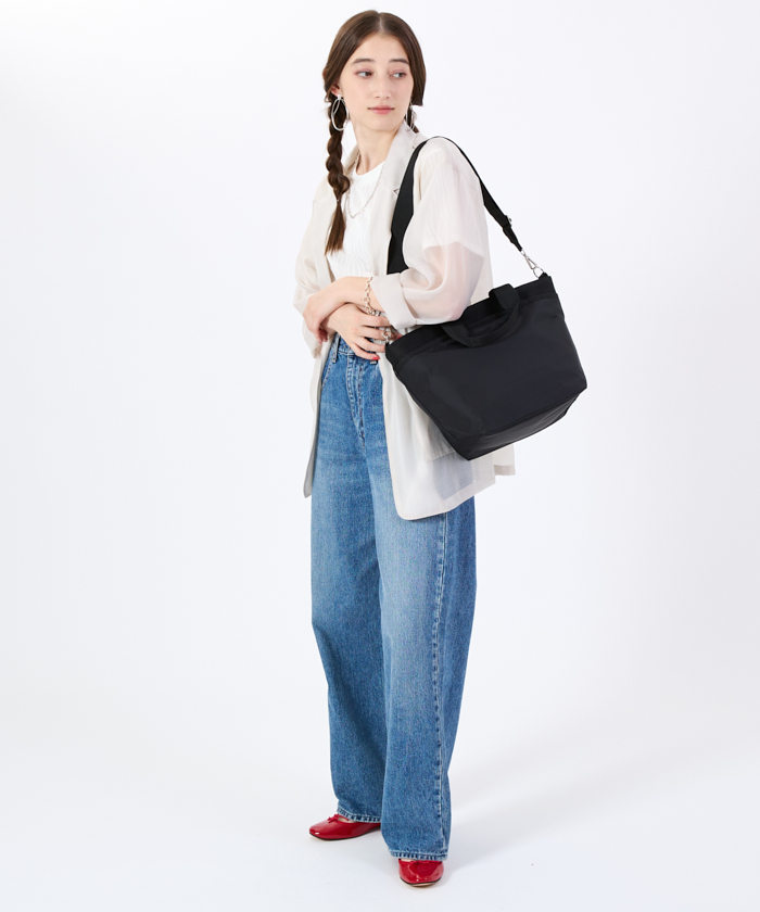 LeSportsac★黒バケツトートバッグ ショルダーストラップ付 BUCKET TOTEリサイクルドブラックJP（トートバッグ