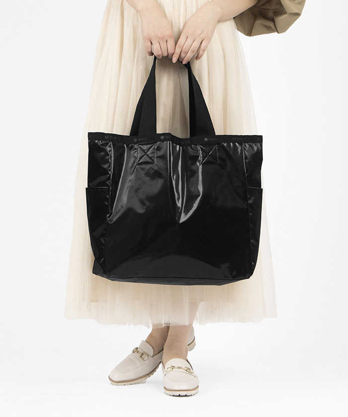 LG REVERSIBLE TOTE2ウェイブラックシャイン/メレンゲ（トート