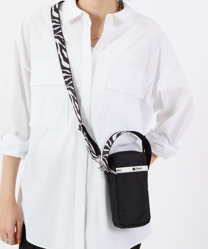 TH MINI CROSSBODYノワールゼブラ（ミニバッグ）｜LeSportsac