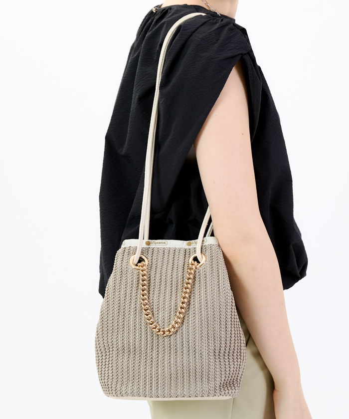 ★LESPORTSAC★ チェーンクロシェスモールバケットバッグ CHAIN CROCHET SM BUCKETブラッククロシェ（トートバッグ