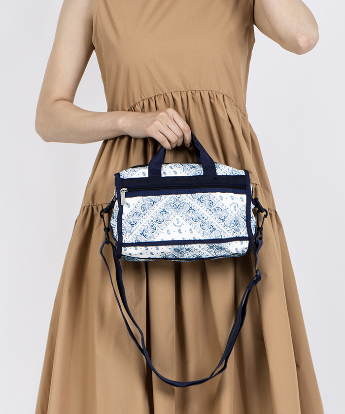 ■LeSportsac■MINI DUFFEL CROSSBODYバンダナブリーズ MINI DUFFEL CROSSBODYバンダナブリーズ（ハンドバッグ
