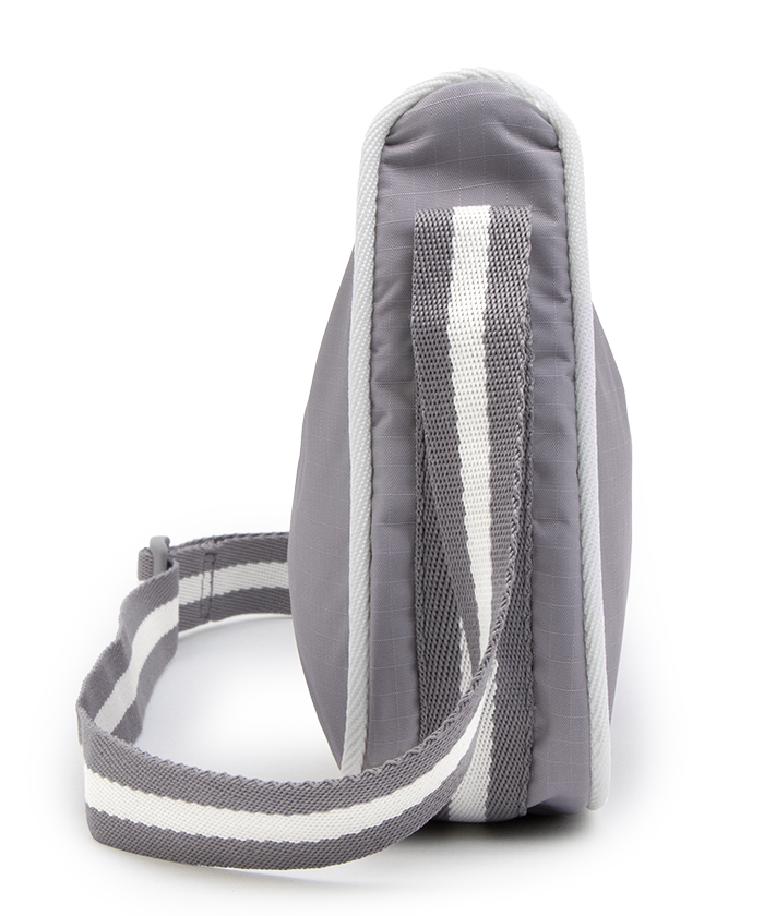 ■LeSportsac■MINI E/W SHLDR CROSSBODYスペクテイター MINI E/W SHLDR CROSSBODYスペクテイターピュアグレー（ミニ