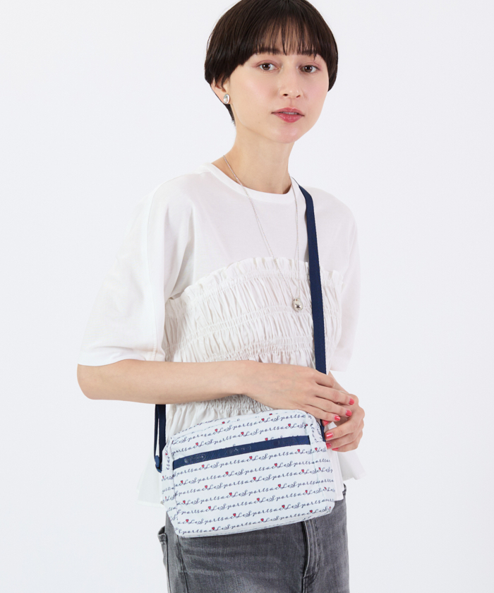 ■LeSportsac■DANIELLA CROSSBODYマリンロゴボーダー DANIELLA CROSSBODYマリンロゴボーダー(ミニバッグ