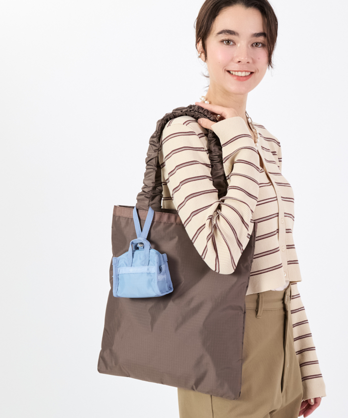 t*u様 (7/10まで)しゅがる ポーチ MICRO WEEKENDER CHARMスレートブルー（ポーチ）｜LeSportsac