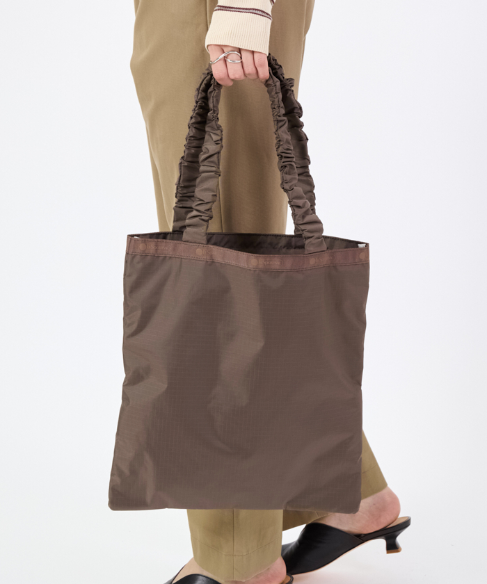 【LeSportsac】GH EMERALD TOTE A4サイズ収納OK！縦型トート GH EMERALD TOTEダークチョコレート（トートバッグ