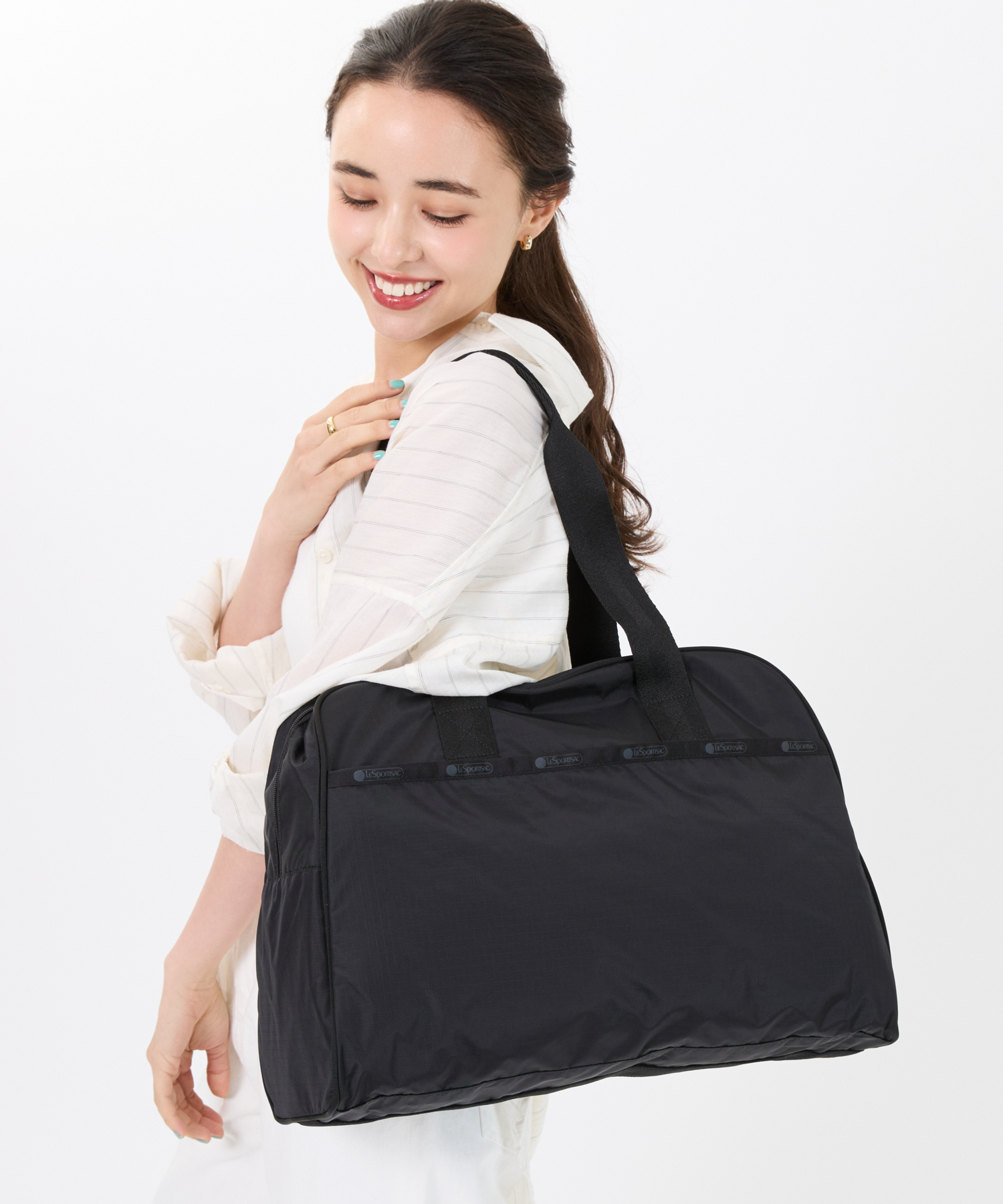 【美品】レスポートサック　ボストンバッグ　小　オールブラック　ナイロン　2way LeSportsac レスポートサック ボストンバッグ DELUXE LG