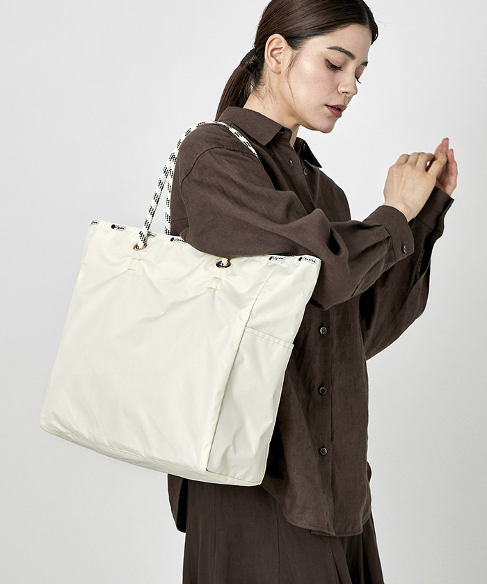 LARGE 2 WAY TOTEサンドバーGD（トートバッグ）｜LeSportsac ...