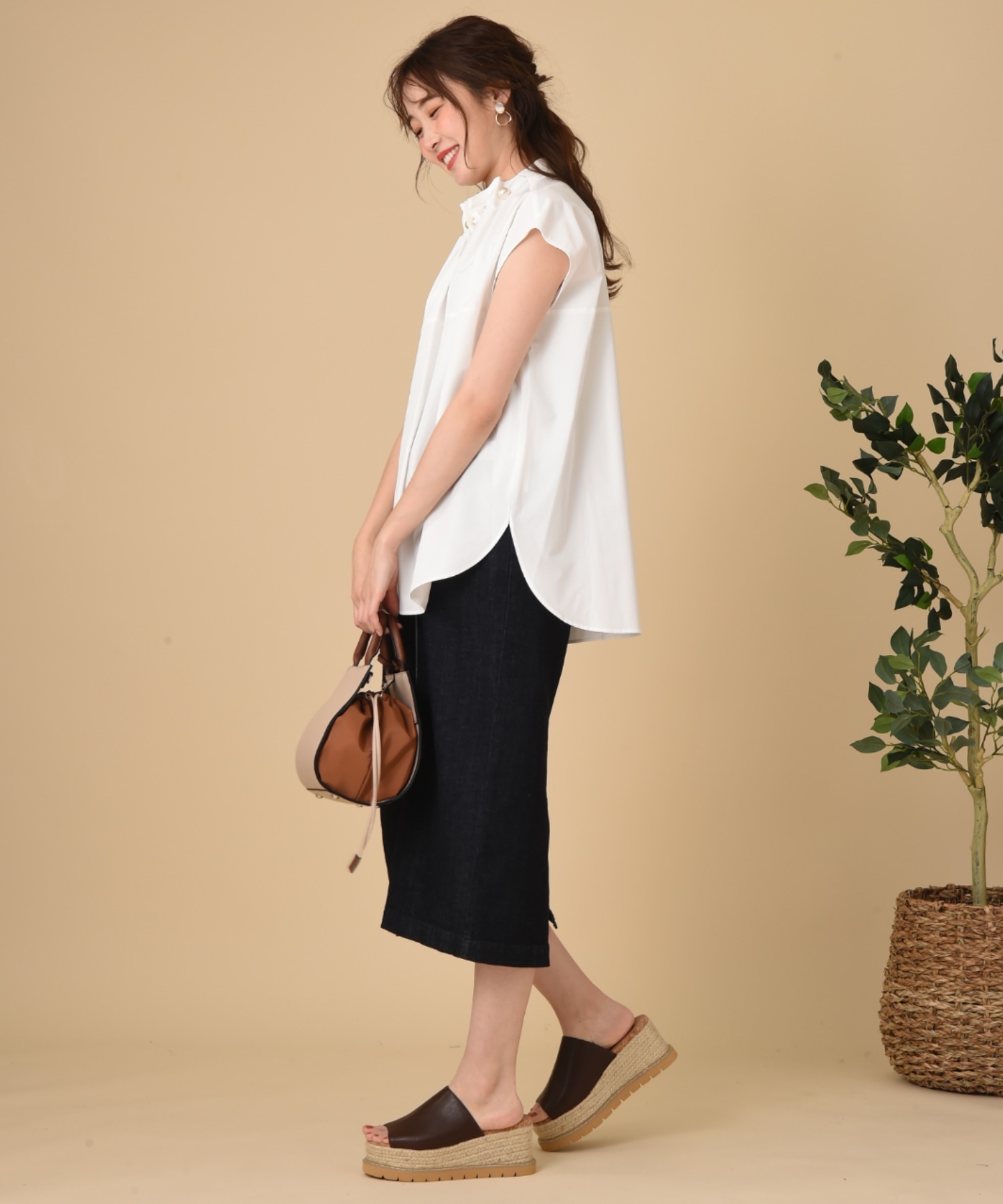 anana】BIGパールネック半袖ブラウス -|ORIZZONTI online