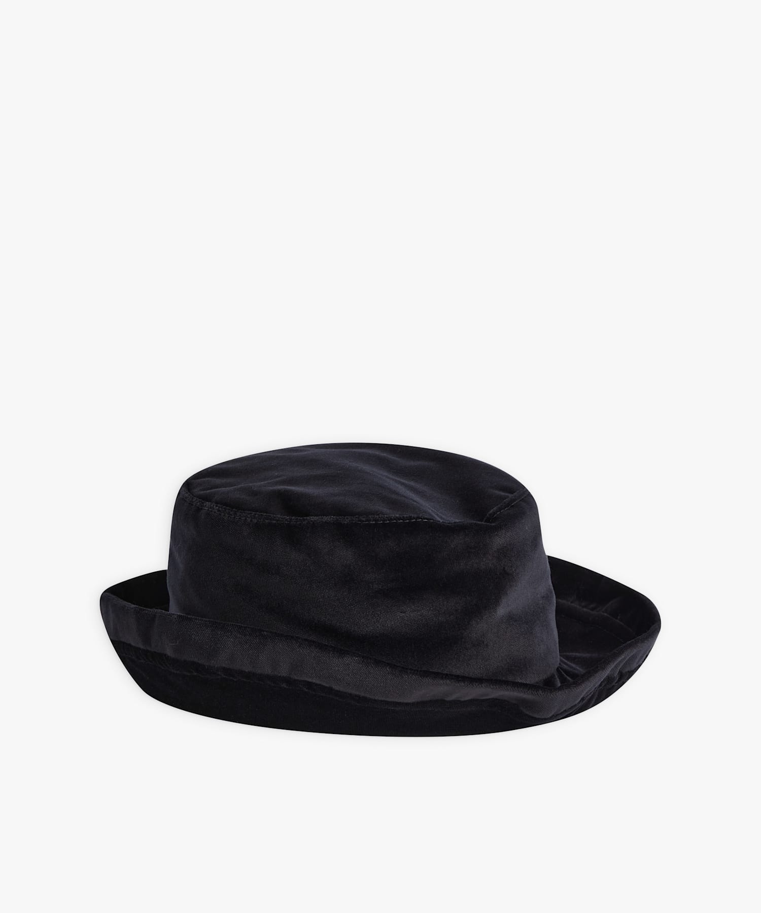 UO05 CHAPEAU nbg