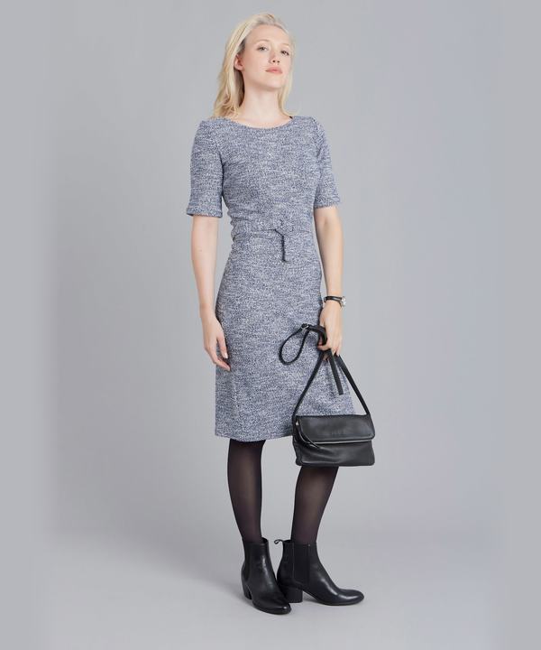 JHX6 ROBE �����s�[�X