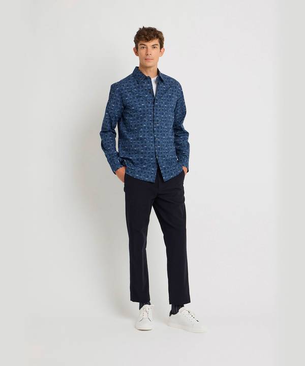 Y `FbN Rbg  Vc "Thomas"