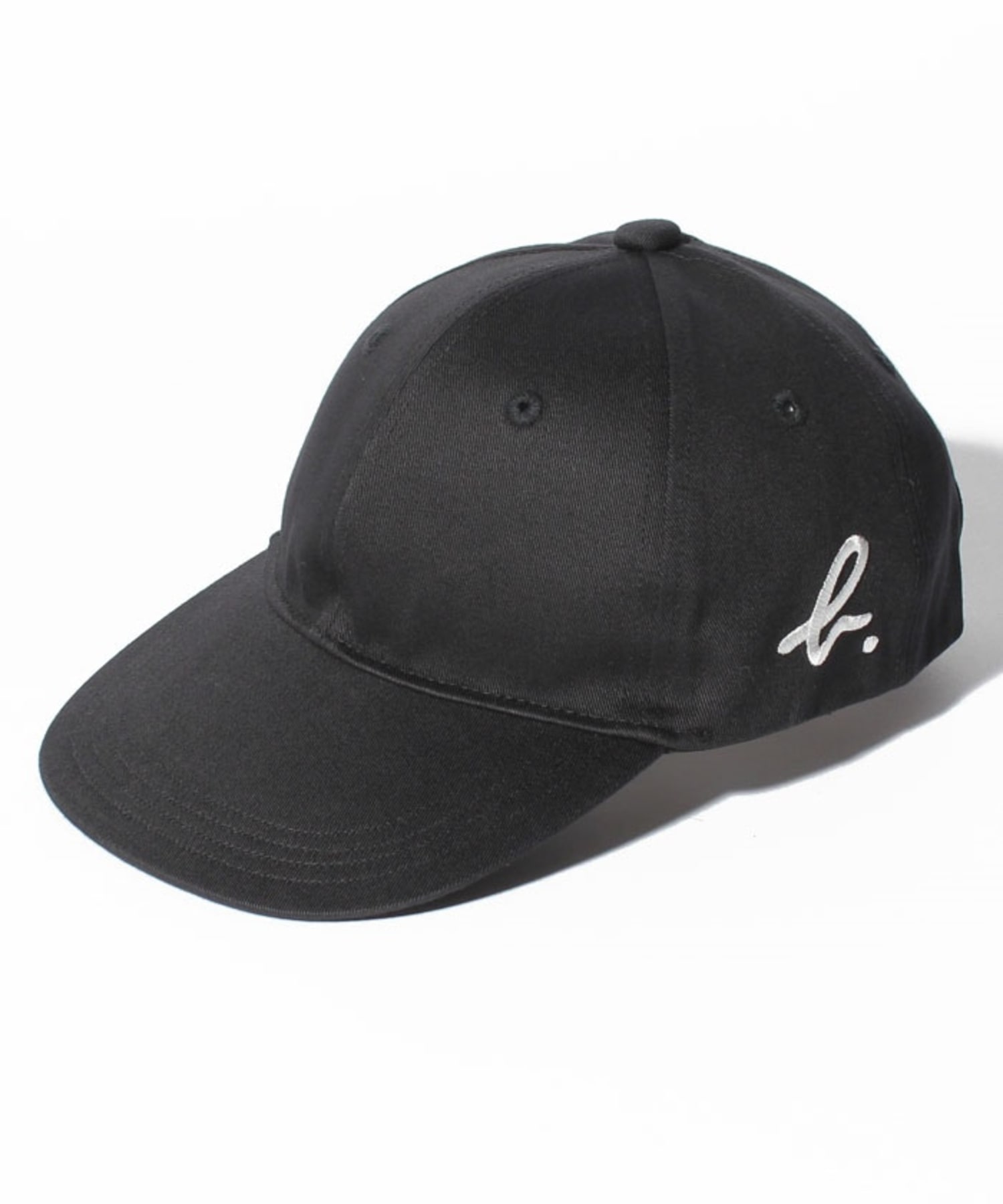 K032 E CASQUETTE LbY b.Lbv