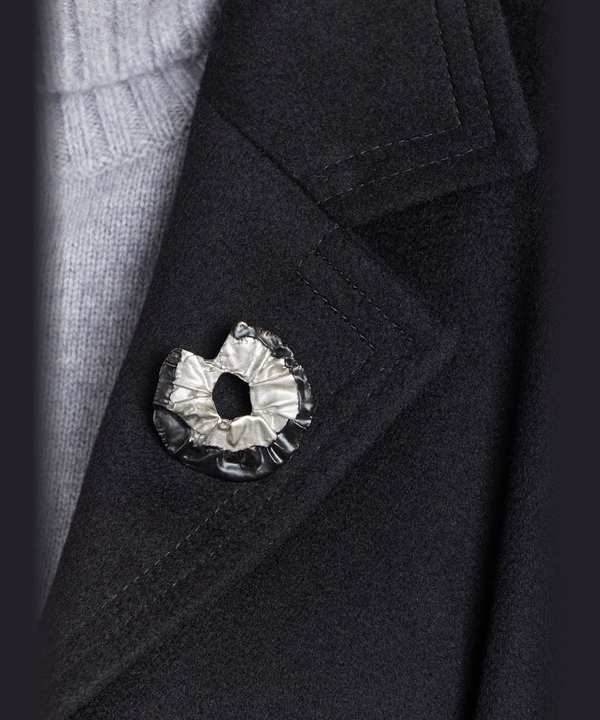 yOutletzAH18 BROCHE u[`