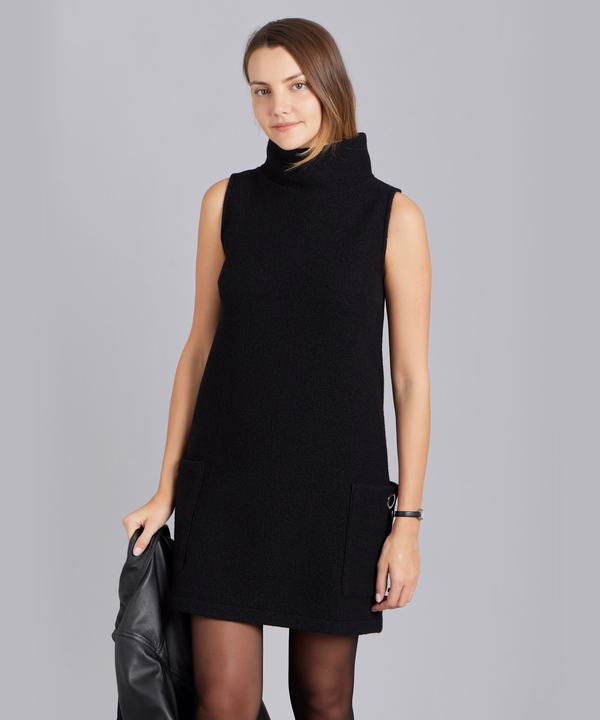 yOutletzJIG4 ROBE s[X