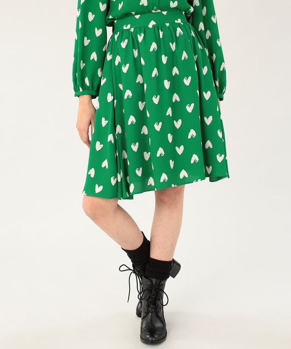 【Outlet】ハートプリントスカート