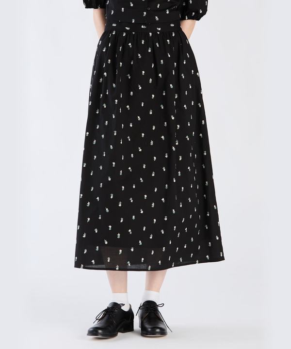 【Outlet】フラワーエンブロイダリースカート