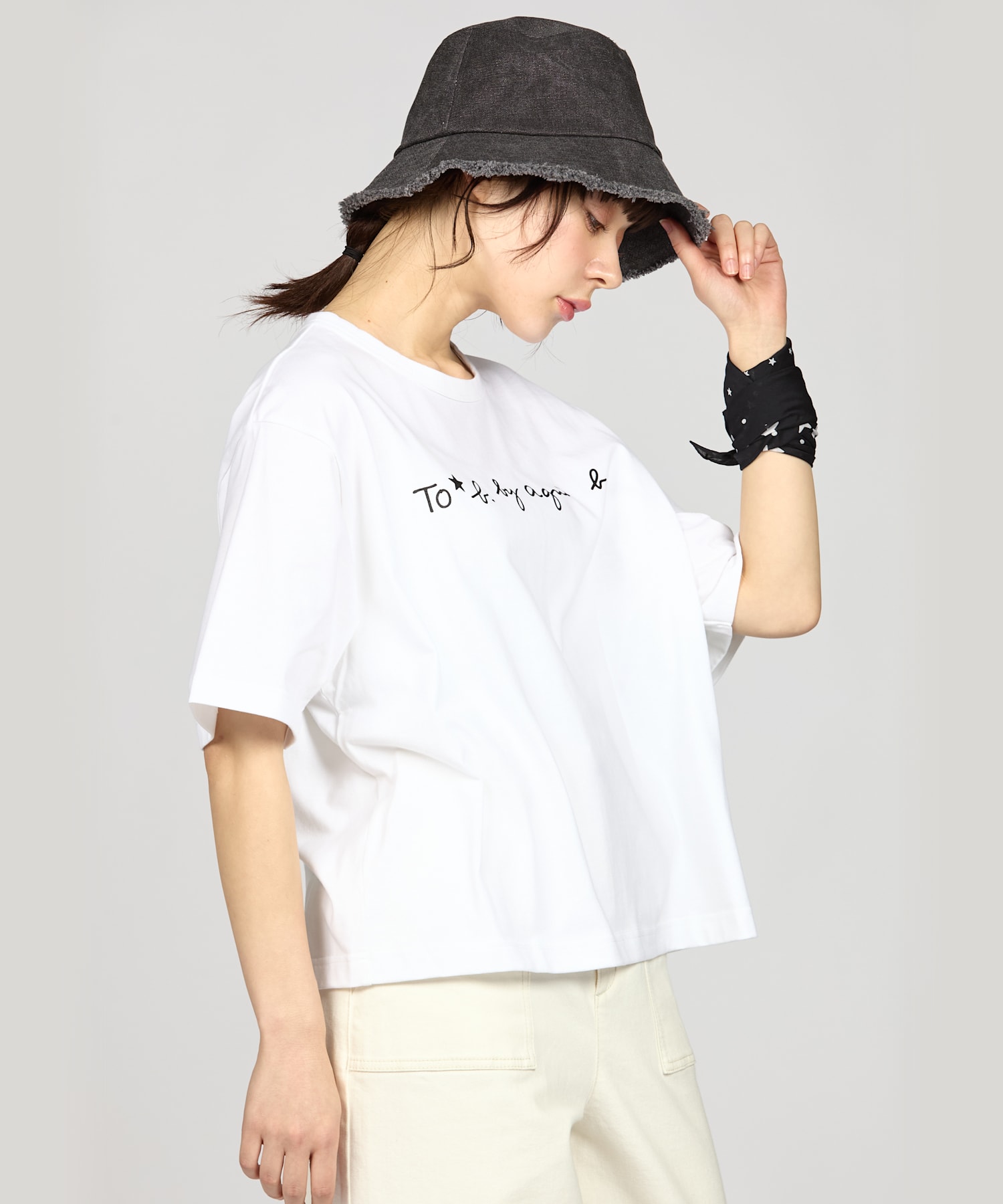 WM40 TS ロゴ ボーイズシルエット Ｔシャツ ｜To b. by agnès b