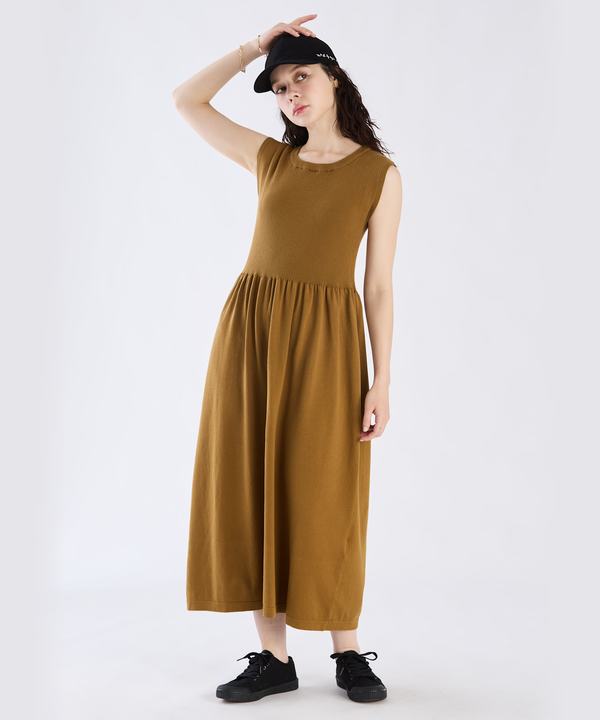 �m�[�X���[�u�j�b�g�����s�[�X