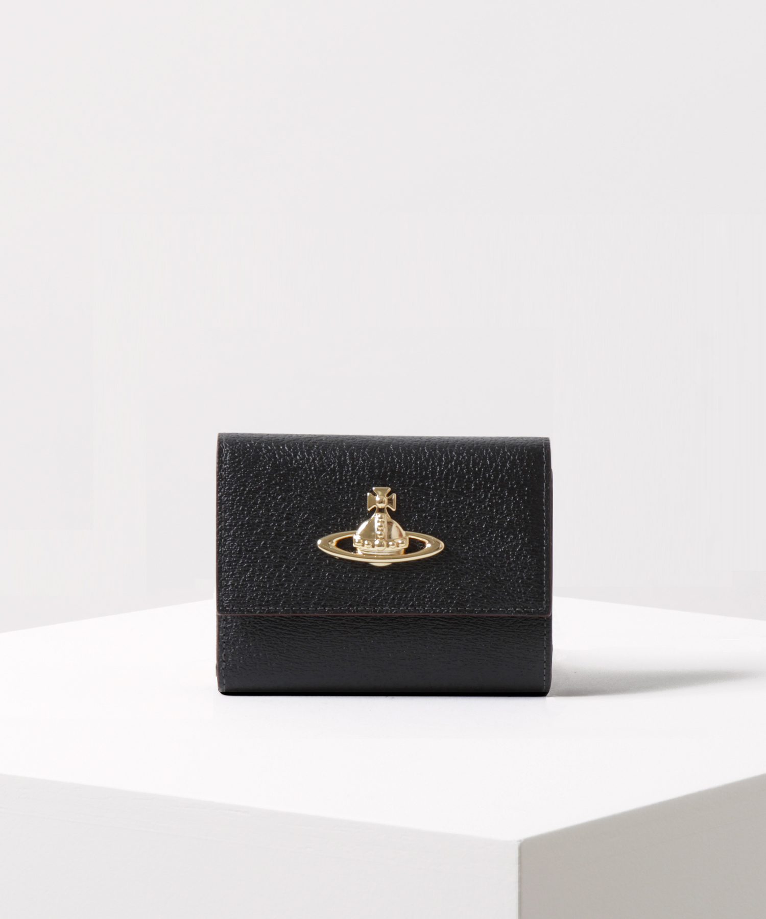 EXECUTIVE 二つ折り財布(ブラック)（レディース）（3318C93）｜財布・レザーグッズすべて(二つ折り財布)｜公式通販ヴィヴィアン・ウエストウッド（Vivienne  Westwood）