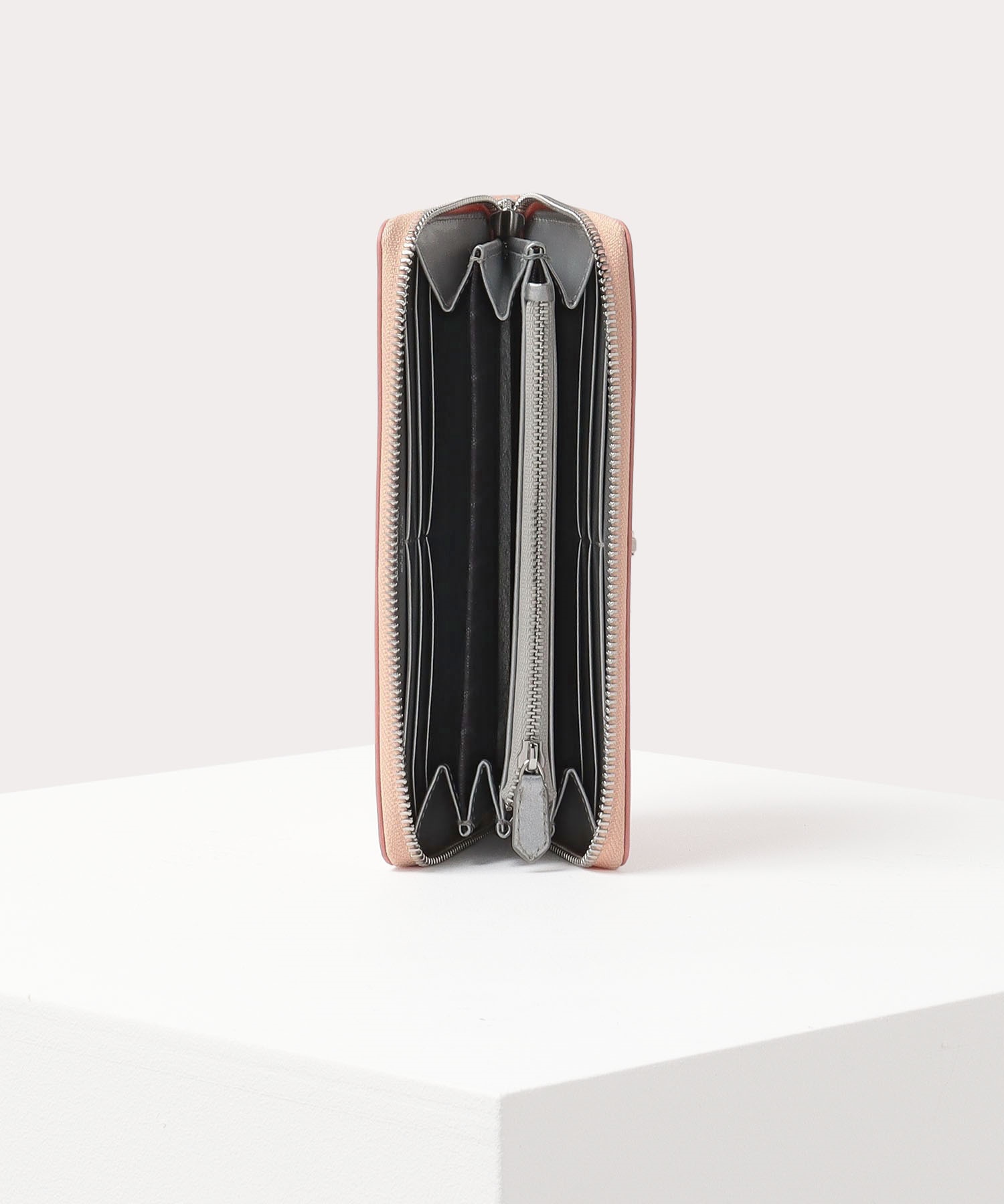 PEARLISED LEATHER Eht@Xi[z